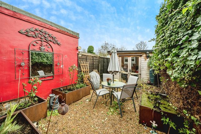 55, Ardenham Street, Aylesbury photo 4