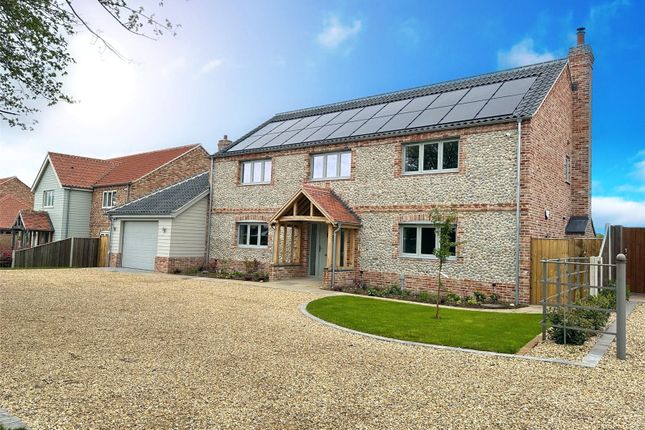Thumbnail Detached house for sale in Dovetail Cottage, Fen Street, Old Buckenham