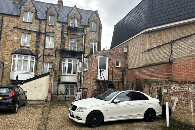 1-bed flat on Park Street, Somerset, £650/mo