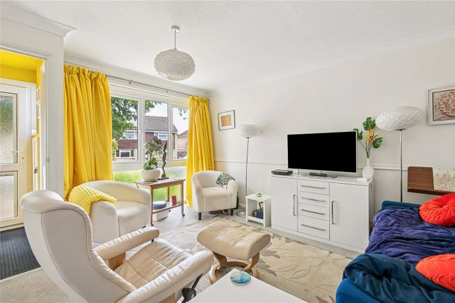34, Broom Grove, Hertfordshire photo 4