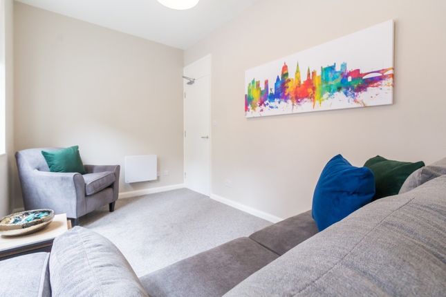 Flat to rent in Derby Street, City Centre, Nottingham