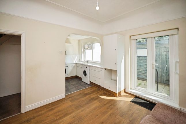 13, Hillcroft Road, Wallasey photo 4