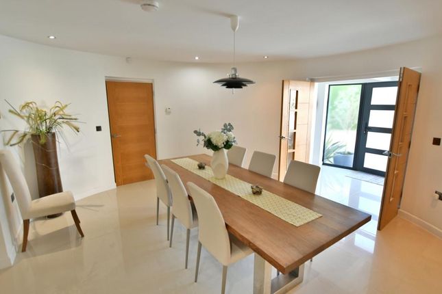 43a, Wimborne Road, Colehill photo 4