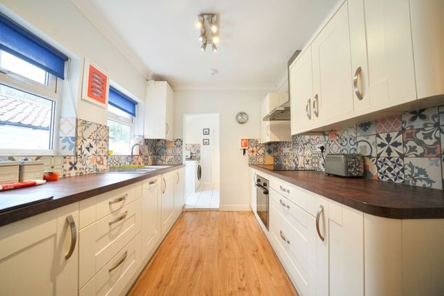 25 Harbord Road, Cromer photo 4
