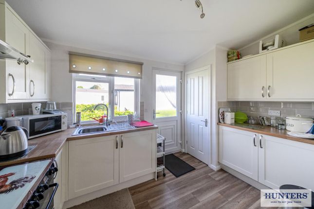6, St. George Close, Selby photo 3