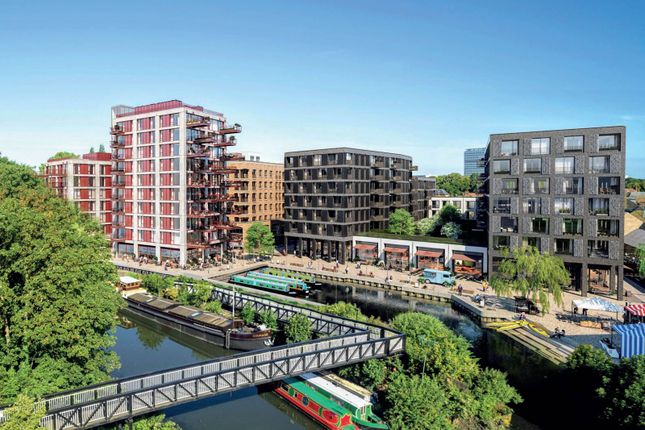 Flat for sale in The Brentford Project, Brentford, London