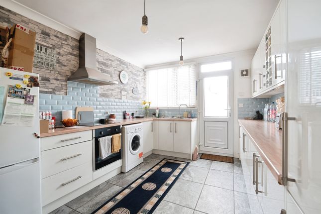 59, Derwent Road, SCUNTHORPE photo 3