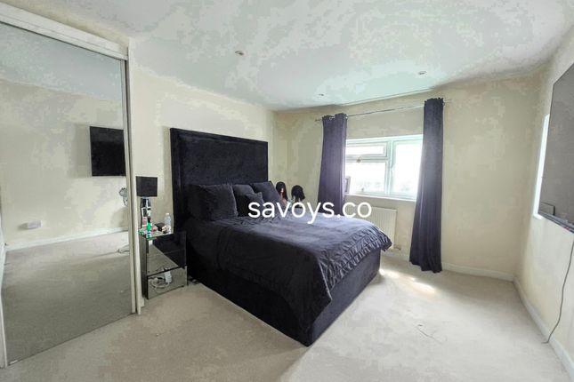 Edwyn Close, Barnet photo 4