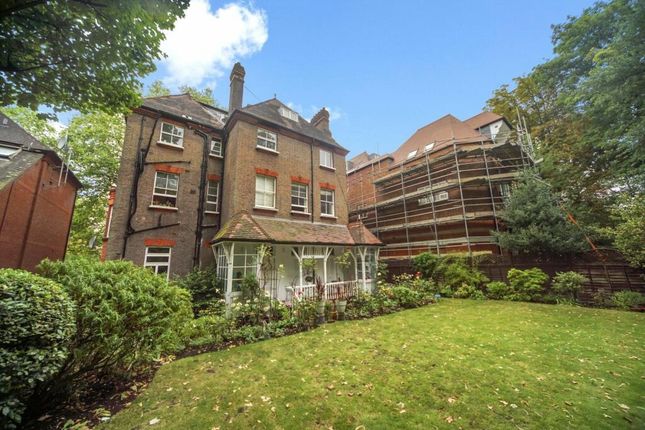 Thumbnail Flat to rent in Fitzjohns Avenue, Hampstead