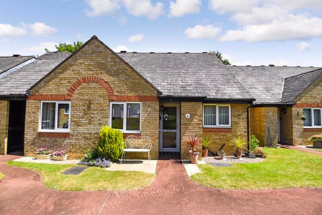 Thumbnail Bungalow for sale in Hendon Grange, Leicester