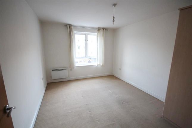 92, Ovaltine Court, KINGS LANGLEY photo 5
