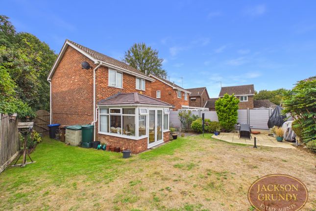1, Fishers Close, Northampton photo 2