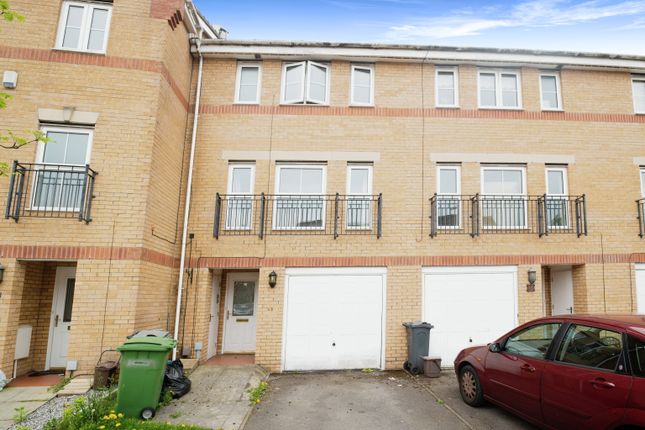 Thumbnail Terraced house to rent in Armoury Drive, Heath, Cardiff