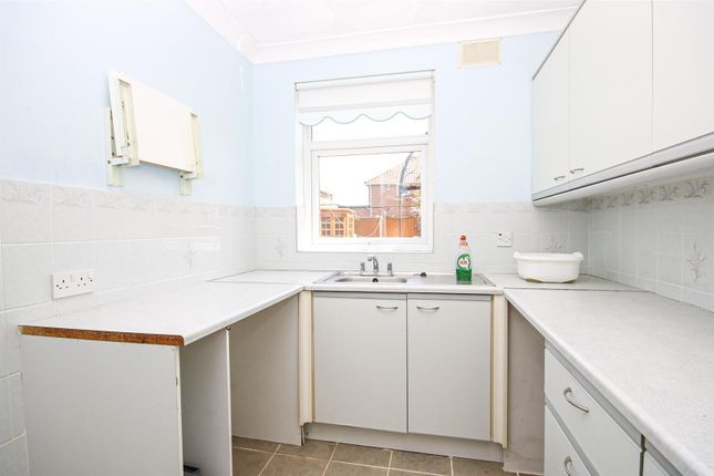 33, Watkin Road, Norwich photo 3