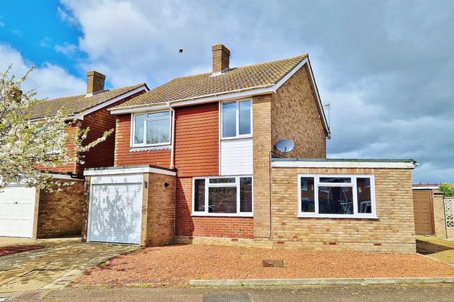 Thumbnail Detached house for sale in Garden Road, Walton On The Naze