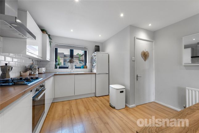 14, Kingfisher Court, Birmingham photo 4