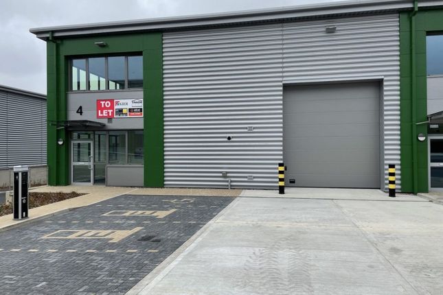 Thumbnail Industrial to let in Unit 4, Trade City Luton, Kingsway, Luton, Bedfordshire