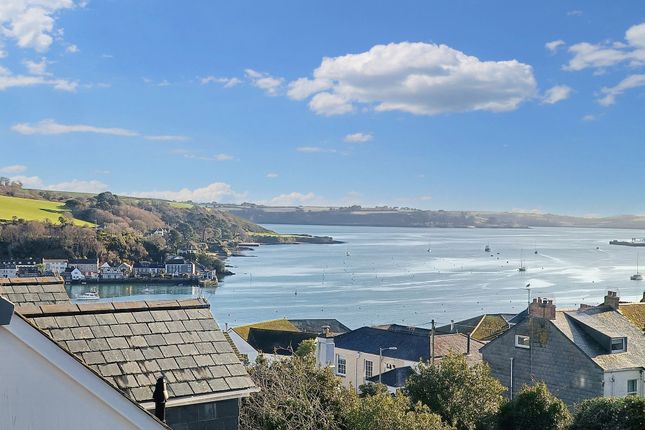 Thumbnail Terraced house for sale in Meadowbank Road, Falmouth