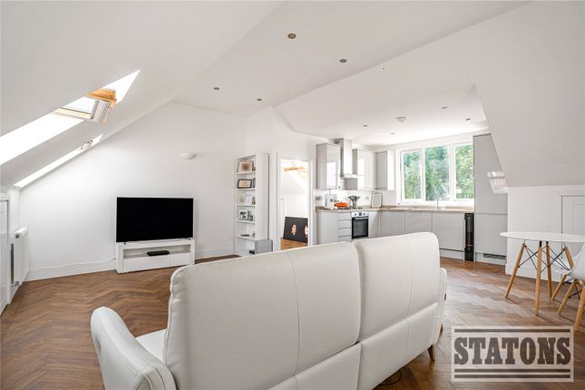 Flat 5, 7, Alston Road, Barnet photo 4
