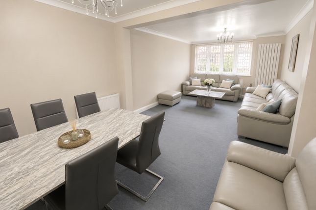 36, Broughton Avenue, Luton photo 3