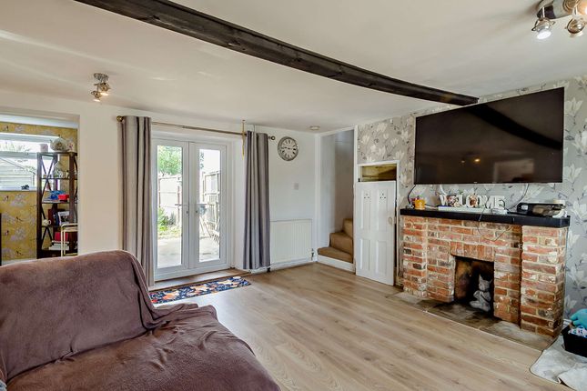 Iris Cottage, Holly Farm, Calthorpe Street, Calthorpe Street, Norfolk photo 4
