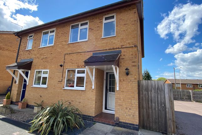 2-bed house on 20, Loughborough, £925/mo