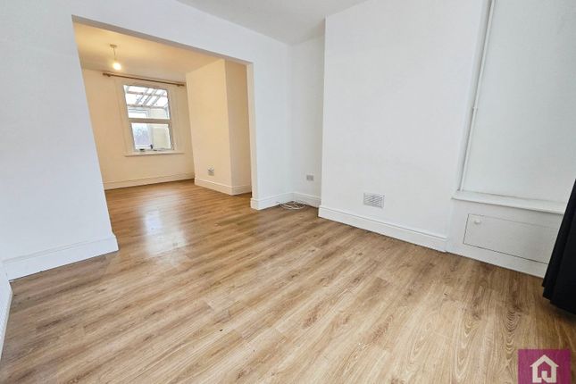 24, Wellington Street, Deeside photo 2