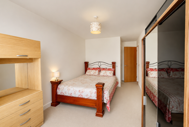 Dan Court - Third Floor, 5 Lakeside Drive, London photo 4