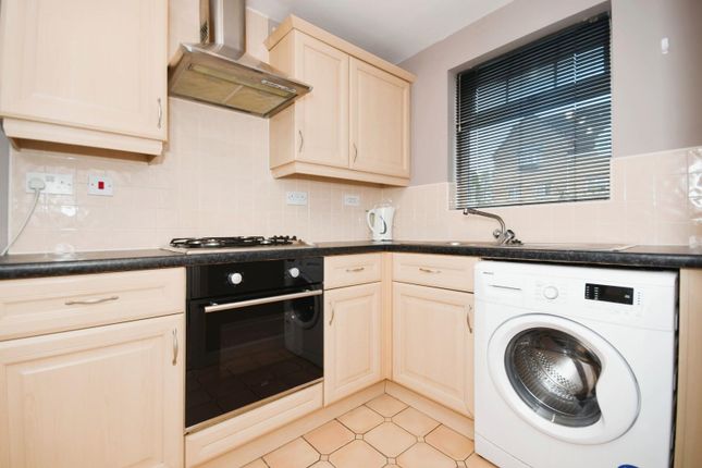 Town house for sale in Wain Avenue, Chesterfield