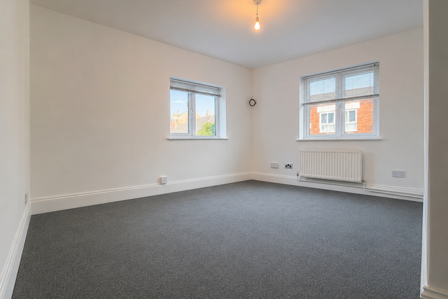 18 The Green, Syston, Leicester photo 4