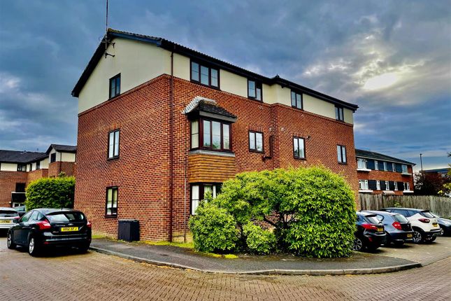 Thumbnail Flat to rent in Firle Court, Yeomanry Close, Epsom, Surrey
