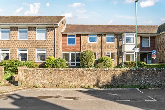 2-bed flat on 2, Manor Court, Storrington, £225,000