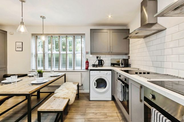 28, Denison Court, Nottingham photo 4