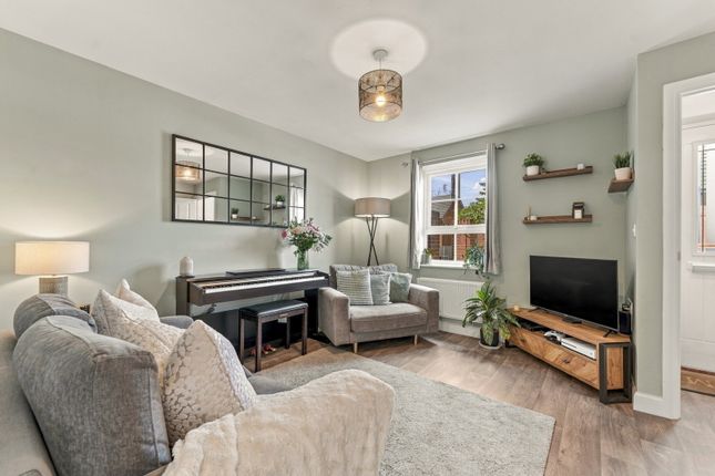 37, Larch Place, Congleton photo 3