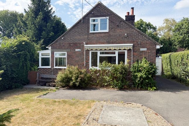 3-bed bungalow on Broomfields, Courtlands Road, Uckfield, £340,000