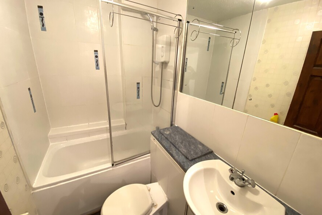 54, Wilmslow photo 5
