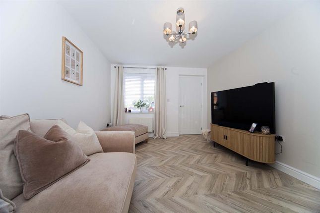 59, Springbank, Peterlee photo 5