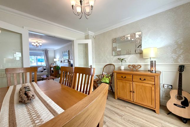 7 Criccieth Grove,, Merthyr Tydfil photo 4