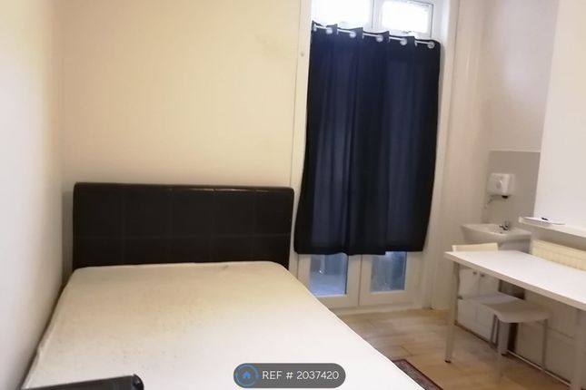 Thumbnail Room to rent in Lausanne Road, London
