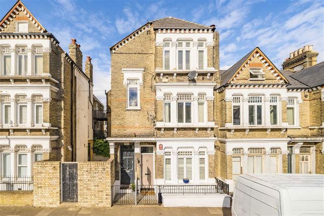 2-bed flat on 25A, Thirsk Road, London, £750,000