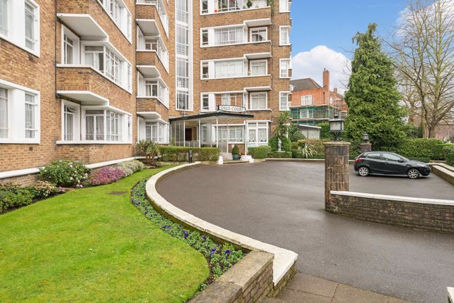 Flat to rent in Oslo Court, Prince Albert Road, St John's Wood, London