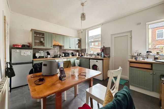 114, Gordon Street, Leigh photo 4