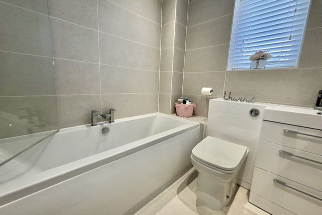 Semi-detached house for sale in Broadfield Way, Countesthorpe, Leicester, Leicestershire.