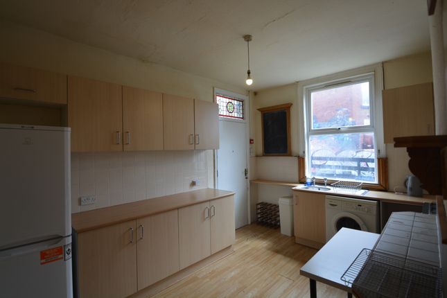 Terraced house to rent in Brudenell Road, Leeds