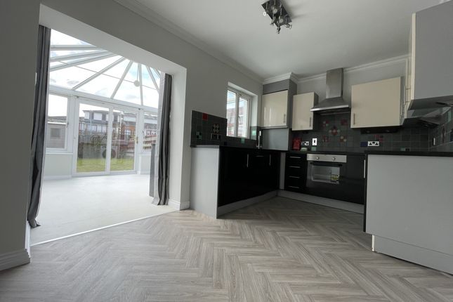 31, Hailwood Avenue, Douglas photo 4