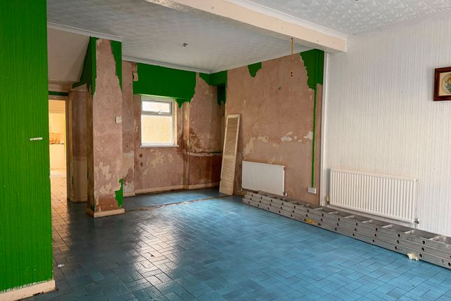 56 New Dock Road, Llanelli photo 2