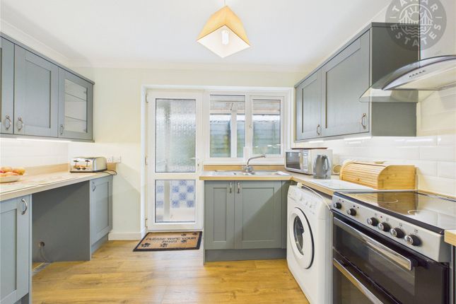 27, Valley View, Liskeard photo 2