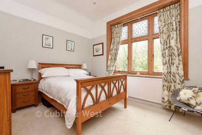 3-bed house on War Coppice House, War Coppice Road, Caterham, £720,000
