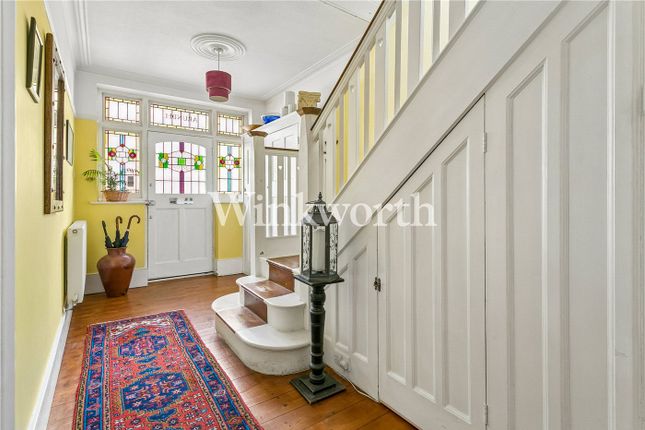 55, Broomfield Avenue, London photo 2