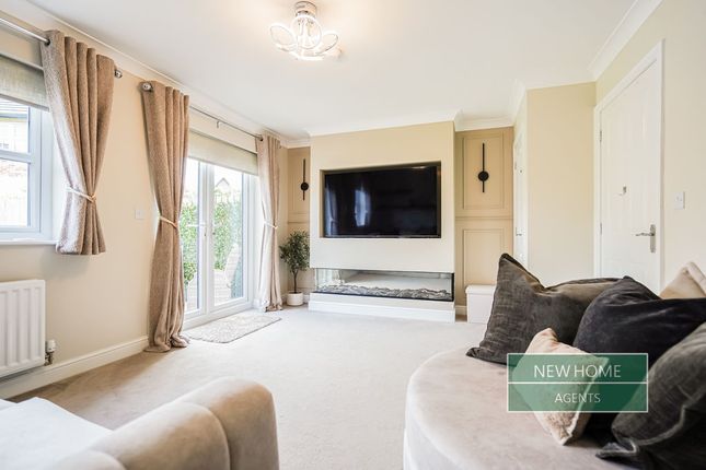 28, Larch Lane, Preston photo 2